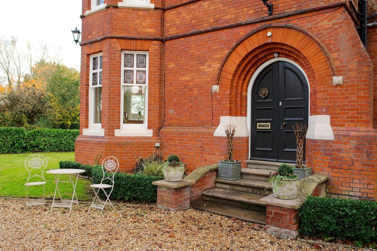 Little Redlands B&B Lincoln Bagian luar foto