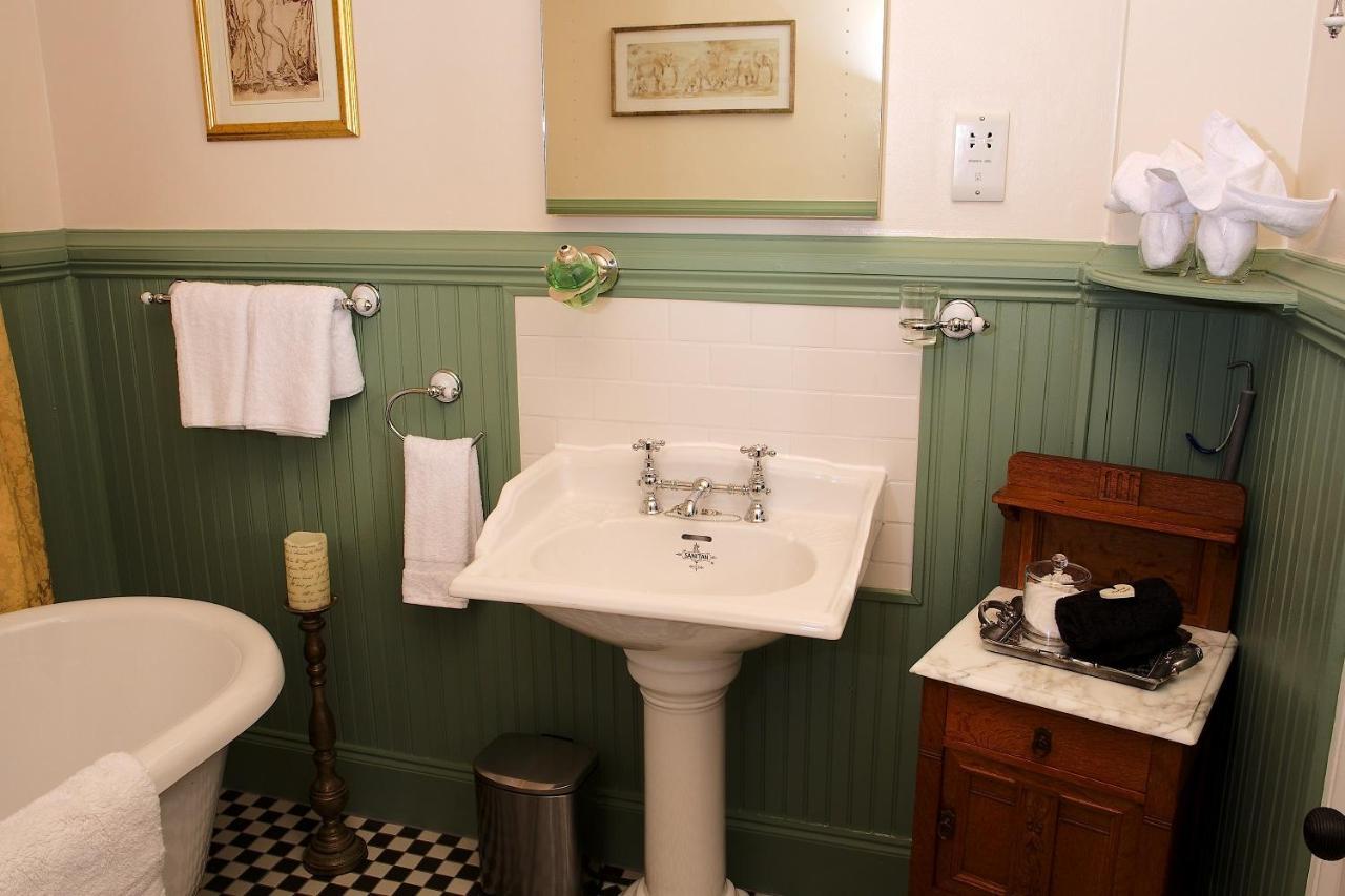 Little Redlands B&B Lincoln Bagian luar foto